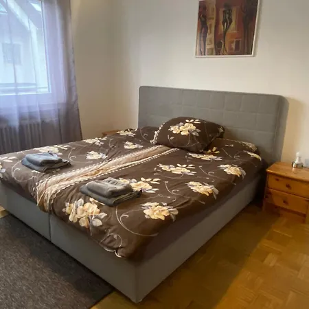 Drei- Self Check-in, In Suedbahnhof Apartment