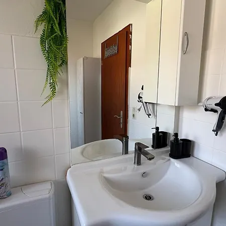 Drei- Self Check-in, In Suedbahnhof דירה באד אויינהאוזן