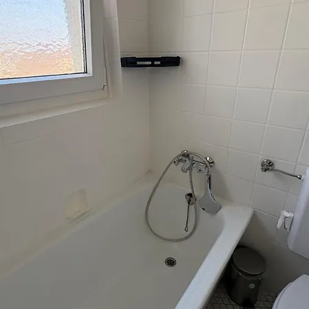 Drei- Self Check-in, In Suedbahnhof