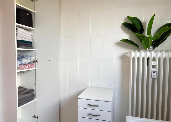 Apartment Drei- Self Check-in, In Suedbahnhof