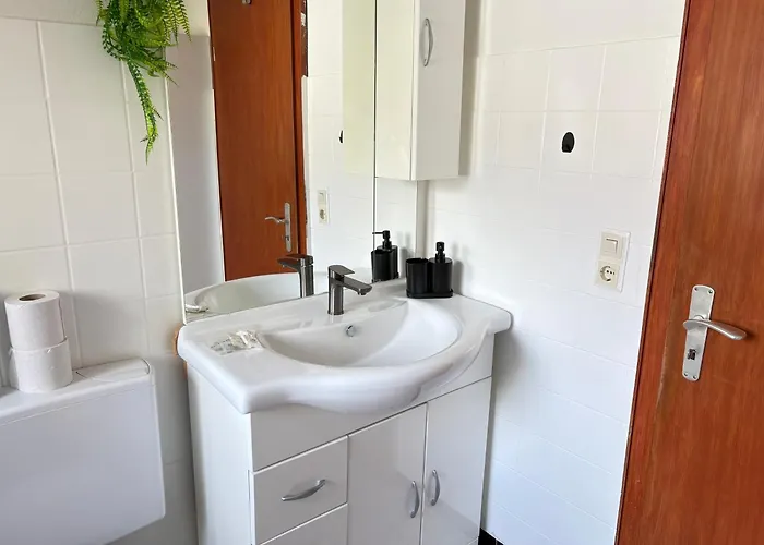 Drei- Self Check-in, In Suedbahnhof